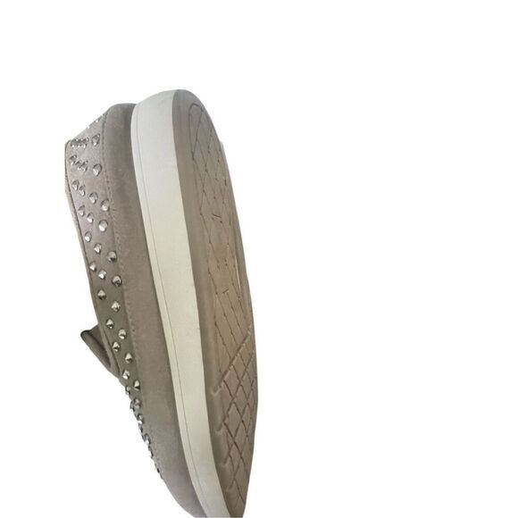 Donald Pliner Women’s Studded Slip on Loafer Gray   Size 8M - Picture 7 of 13